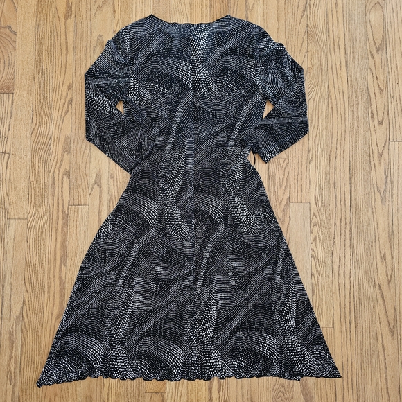 🔥2/$20🔥Connected Apparel Black and White Polka Dot A Line Midi Dress Size 8 - Picture 5 of 6